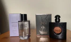 Perfumy Midnight Blossom i Black Opium. Midnight Blossom, choć made in lab 10 odpowiednik, ma nuty kwiatowe.