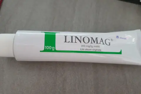 Biała tubka maści Linomag z zielonym akcentem. Czy wybierasz linomag czerwony czy zielony?