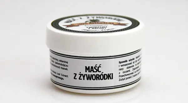 Maść z żyworódki, 100% naturalna, tworzona z natury. Wiele pozytywnych opinii o jej działaniu.