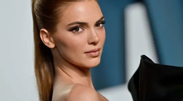 Jak odchudzają się modelki? Sprawdzone sposoby na zdrową sylwetkę