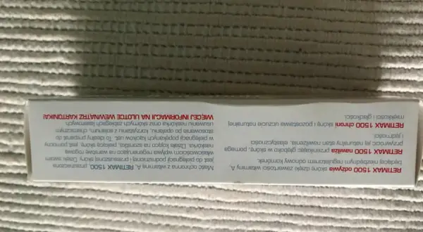 Retimax 1500 opinie: Maść z witaminą A odżywia, nawilża i chroni skórę, pozostawiając ją miękką i gładką. Idealna po opalaniu i zabiegach.
