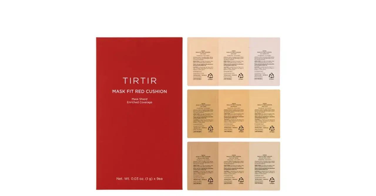 TIRTIR Mask Fit Red Cushion w 9 odcieniach. Zestaw próbek podkładu TIRTIR.